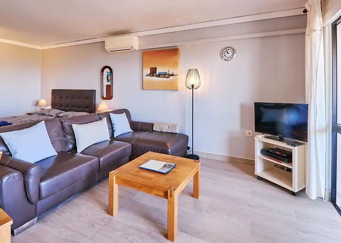 Apartment Carina Mit Wunderschönen Meerlblick Armação de Pêra