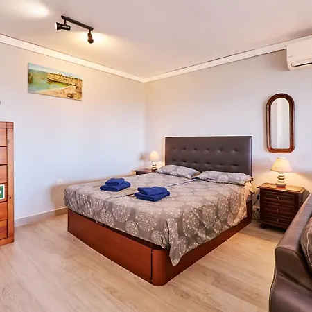 Carina Mit Wunderschoenen Meerlblick 아파트 Armação de Pêra