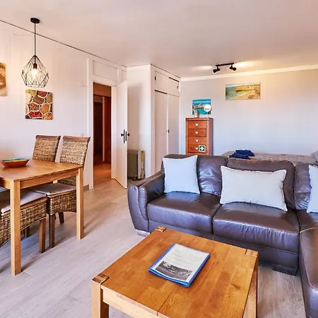 Carina Mit Wunderschoenen Meerlblick 아파트